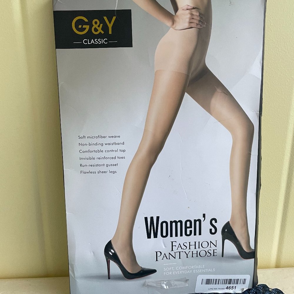 2 Pair of G&Y Classic Women's Fashion Pantyhose - Black -Size Small